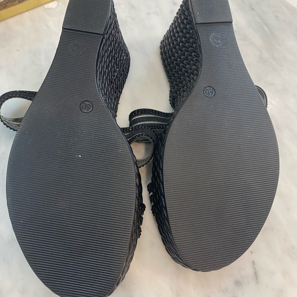 Wedge black shoes worn once - Picture 2 of 3
